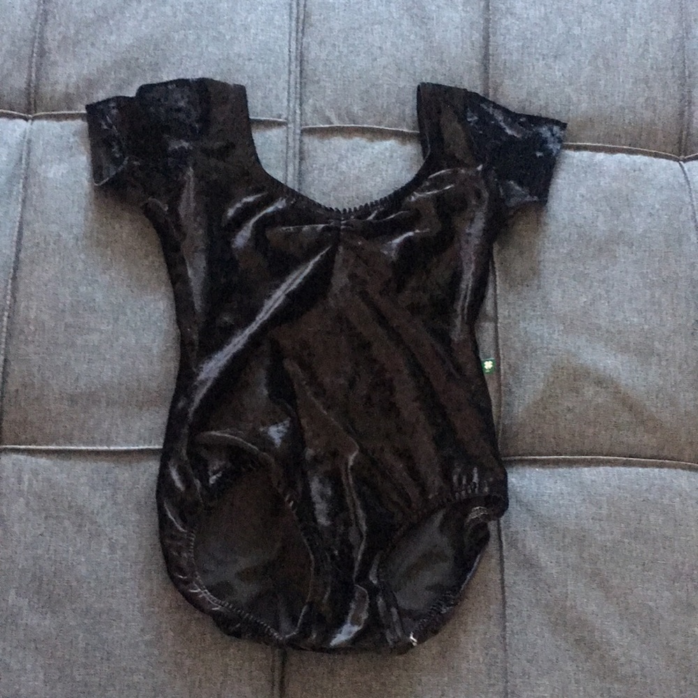 SOLD Black Velvet Luckyleo